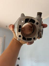 Cilindro marmitta e carburatore
