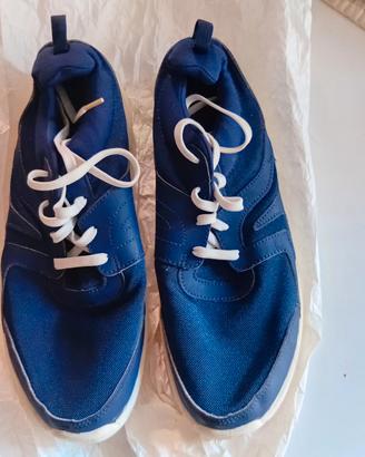 scarpe ginnastica nuove