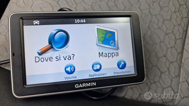 Navigatore Garmin con mappe Europa