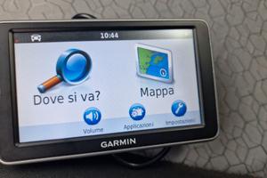 Navigatore Garmin con mappe Europa