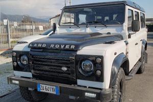 LAND ROVER Defender 110 2.4 TD4 Station Wagon E