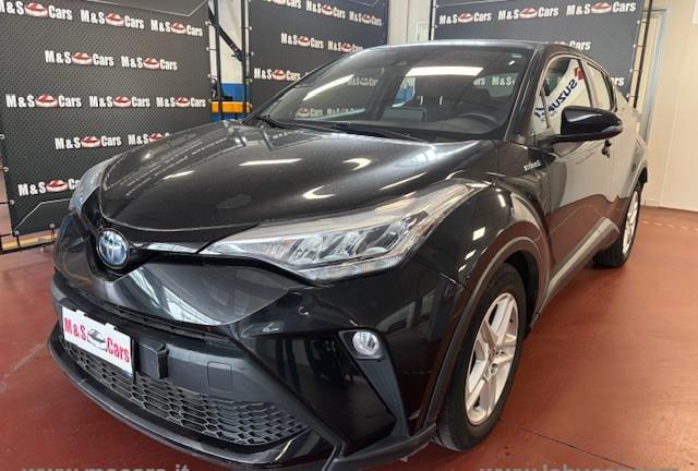 TOYOTA C-HR 1.8 Hybrid E-CVT Business