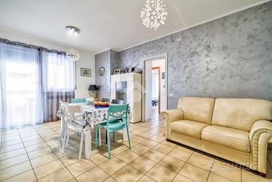 3 LOCALI A CIVITAVECCHIA