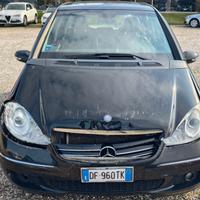 MERCEDES-BENZ A 150 Avantgarde tetto panoramico