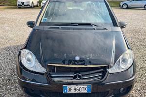 MERCEDES-BENZ A 150 Avantgarde tetto panoramico