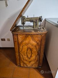 macchina da cucire Necchi 
