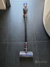 aspirapolvere dyson v8