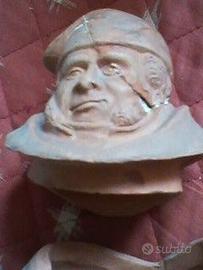 Quattro Cestini e alcuni arredi e soprammobili