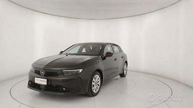 Opel Astra 1.2 Turbo 110 CV Edition