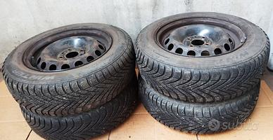 Cerchi fiat 14 con gomme neve  Pirelli 175/65 r14