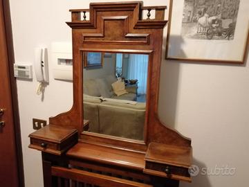 Specchiera  in legno