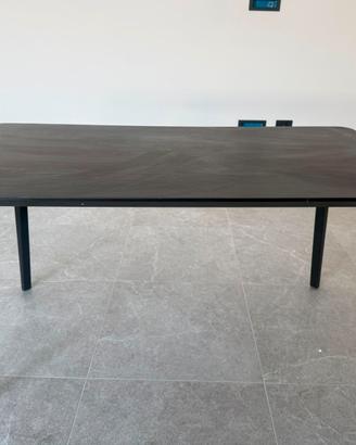 Tavolo IKEA LISABO