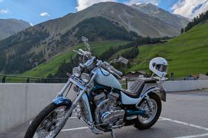 Suzuki vs 600 gl intruder