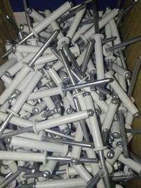 250XRivetto all.bianco 4,8X30 MM (10 scat. DISP)