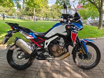 Africa Twin 1100 2023-Cambio Manuale-Garanzia2029