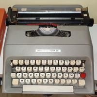 Macchina da scrivere Olivetti Lettera 35 L