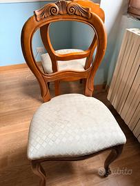 Sedie in legno massiccio