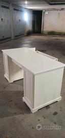 Scrivania bianca Ikea