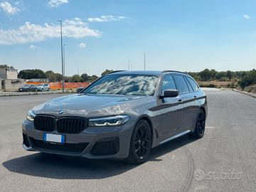 Bmw 530d 48V xDrive Touring Business 3.0 Mhev 249 