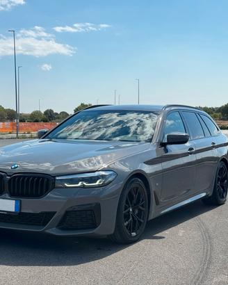 Bmw 530d 48V xDrive Touring Business 3.0 Mhev 249 