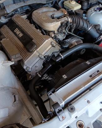 Motore bmw e36 318i