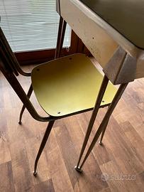 Tavolo e sedie in formica vintage anni’70