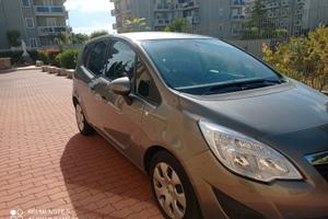 Opel Meriva i pochi km Barletta