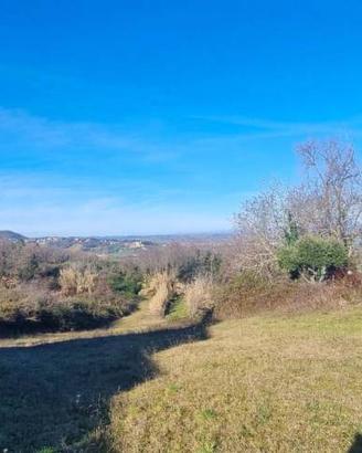 Terreno di 3804 m² a Gemmano
