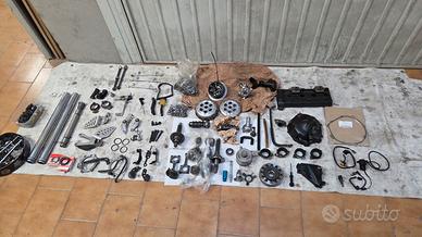 ricambi Yamaha  r6 06/16 e qualcosina per r6 17/26