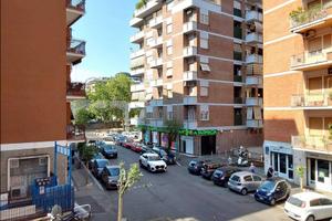 Stanza singola via diego angeli roma