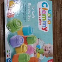 gioco mattoncini prima infanzia