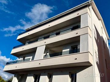 Centralissimo - A4 - arredato e con posto auto