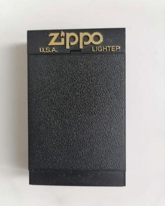 ACCENDINO ZIPPO IN CROMO