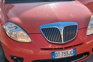 Lancia ypsilon 10 adatta per neo patentati