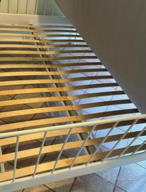 Struttura letto LEIRVIK con Doghe LURÖY