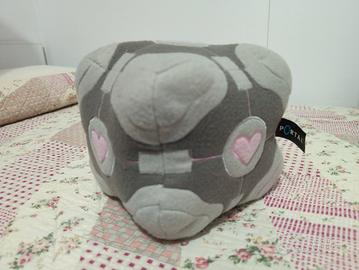 Portal 2 companion cube