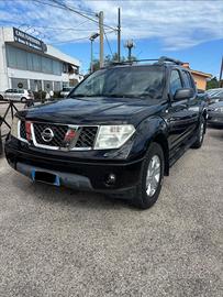 Nissan Navara 2.5 dCi 4 porte Double Cab SE