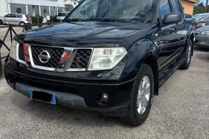 Nissan Navara 2.5 dCi 4 porte Double Cab SE