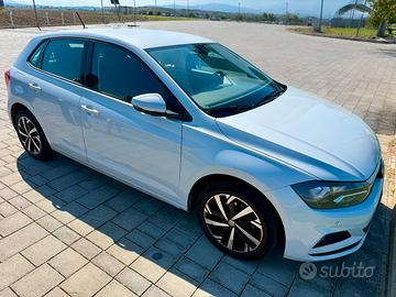 Volkswagen Polo 1.0 80 CV Comfortline-Neopatenati