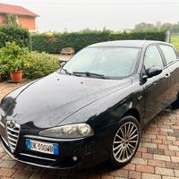 alfa 147 1.9 120 jtd motore rifatto gomme nuove