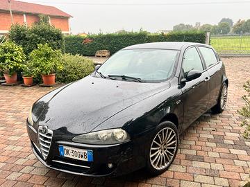 alfa 147 1.9 120 jtd motore rifatto gomme nuove