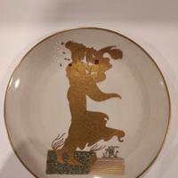 Piatti in porcellana incisi in oro 24 carati