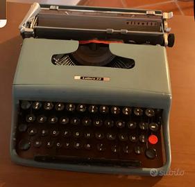 Macchina da scrivere