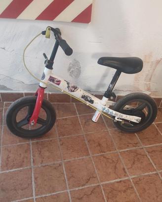 Bicicletta senza pedali