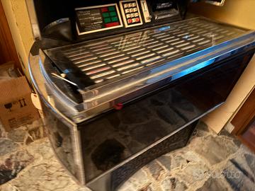 Juke box