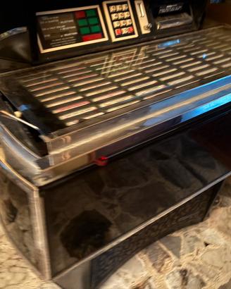 Juke box