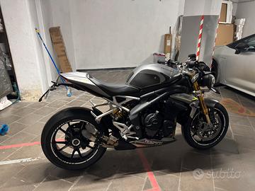 Triumph speed triple 1200 RS 2023 9.754 km