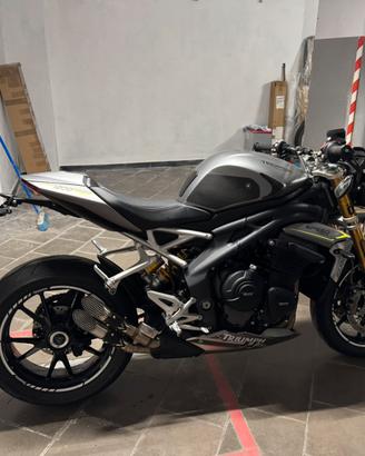 Triumph speed triple 1200 RS 2023 9.754 km