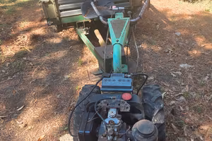 MOTOCOLTIVATORE CON RIMORCHIO