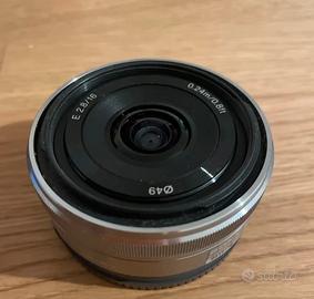 Sony 16mm 2.8 con filtro UV massa e paraluce